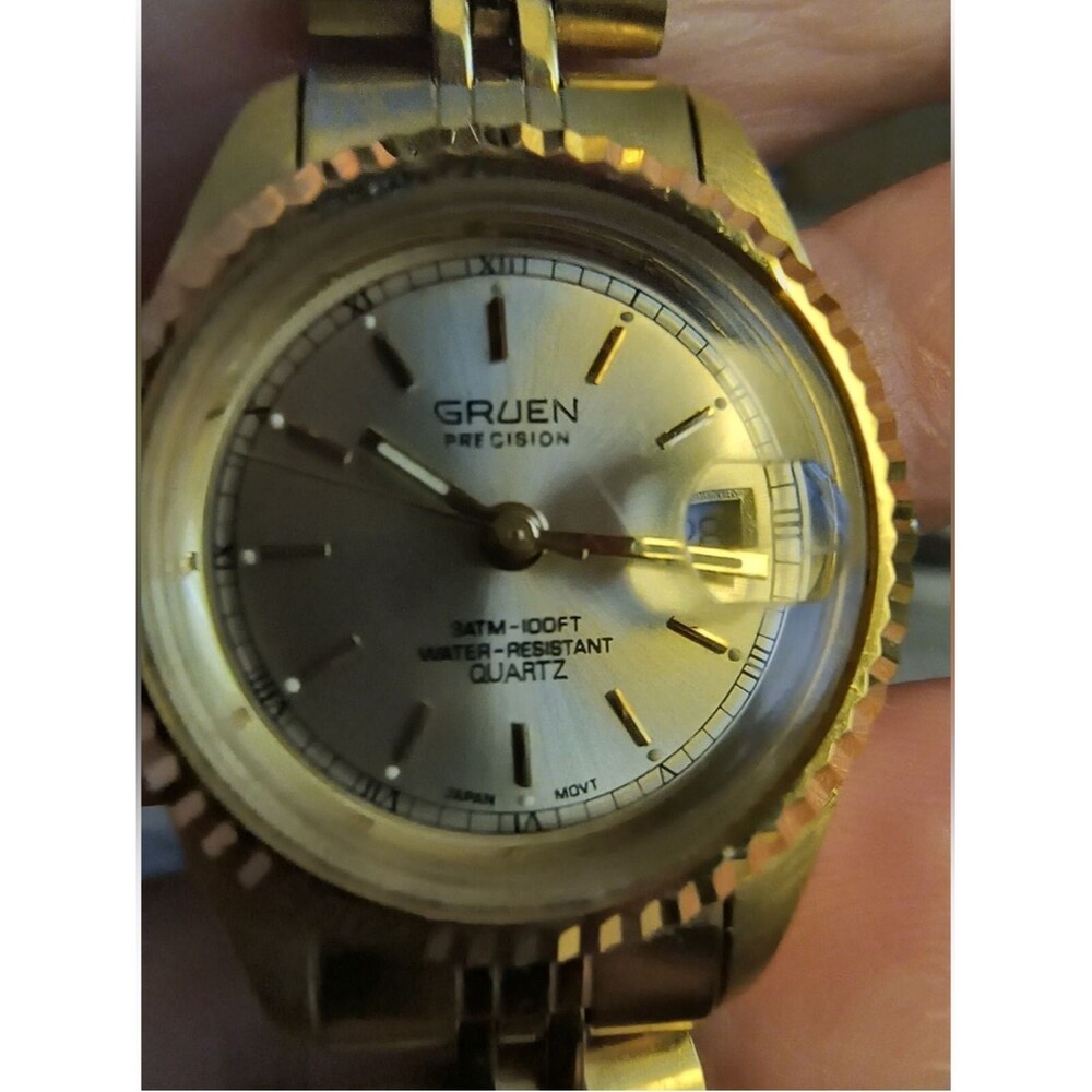 #2242^^ Gold-Tone /Silver Women's Bracelet Vintage 80’s & 90’s Watch - Picture 3 of 16